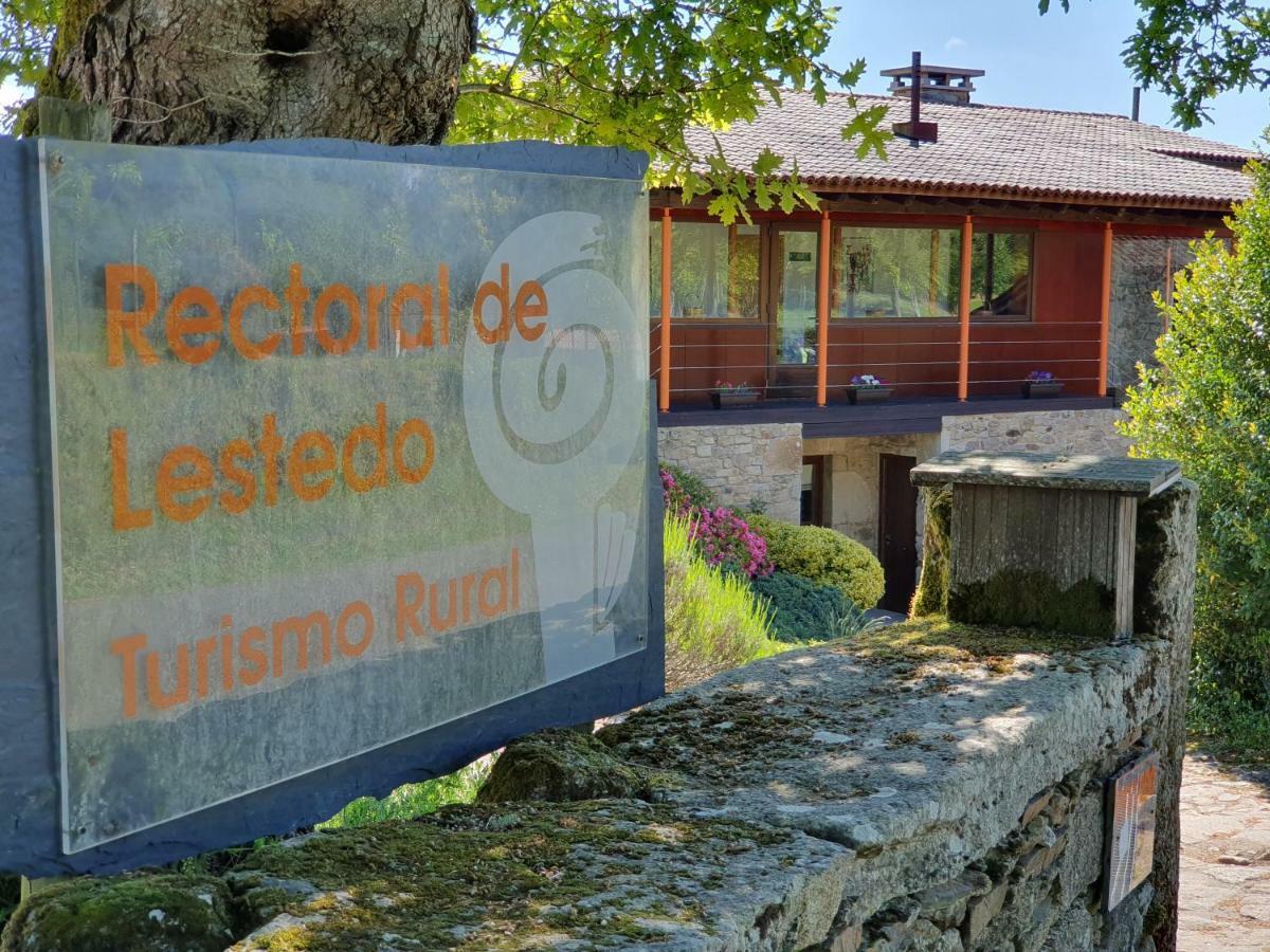 Rectoral De Lestedo Palas de Rei Bagian luar foto